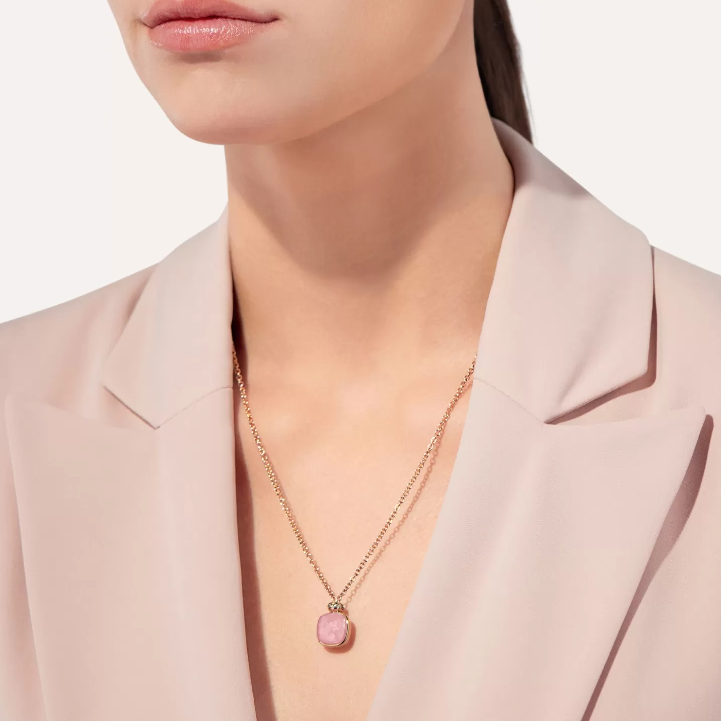 Shop Collana con pendente Nudo Classic Collane